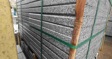 新余芝麻白楼梯踏步室外