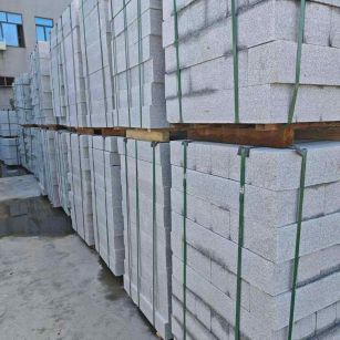 新余芝麻白路牙石，路侧石