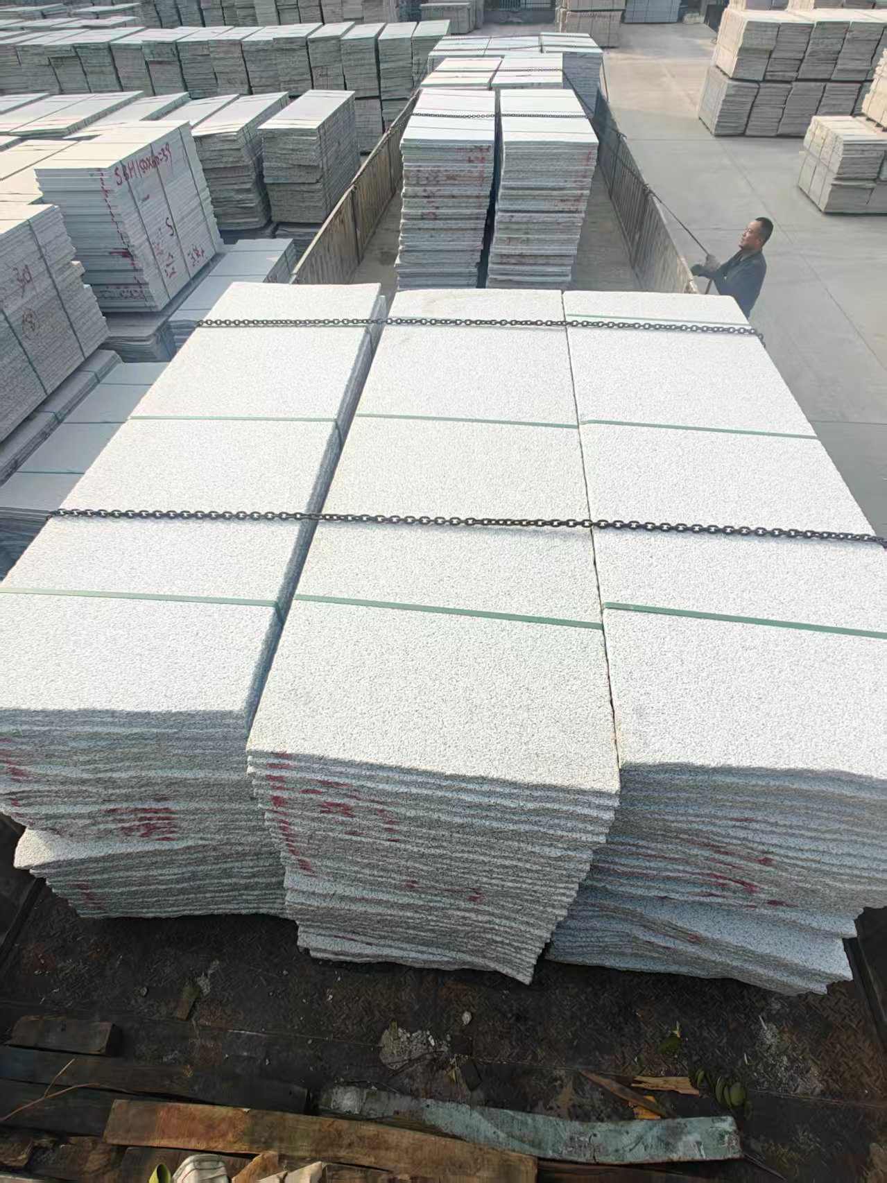 新余芝麻白毛板，石材毛板