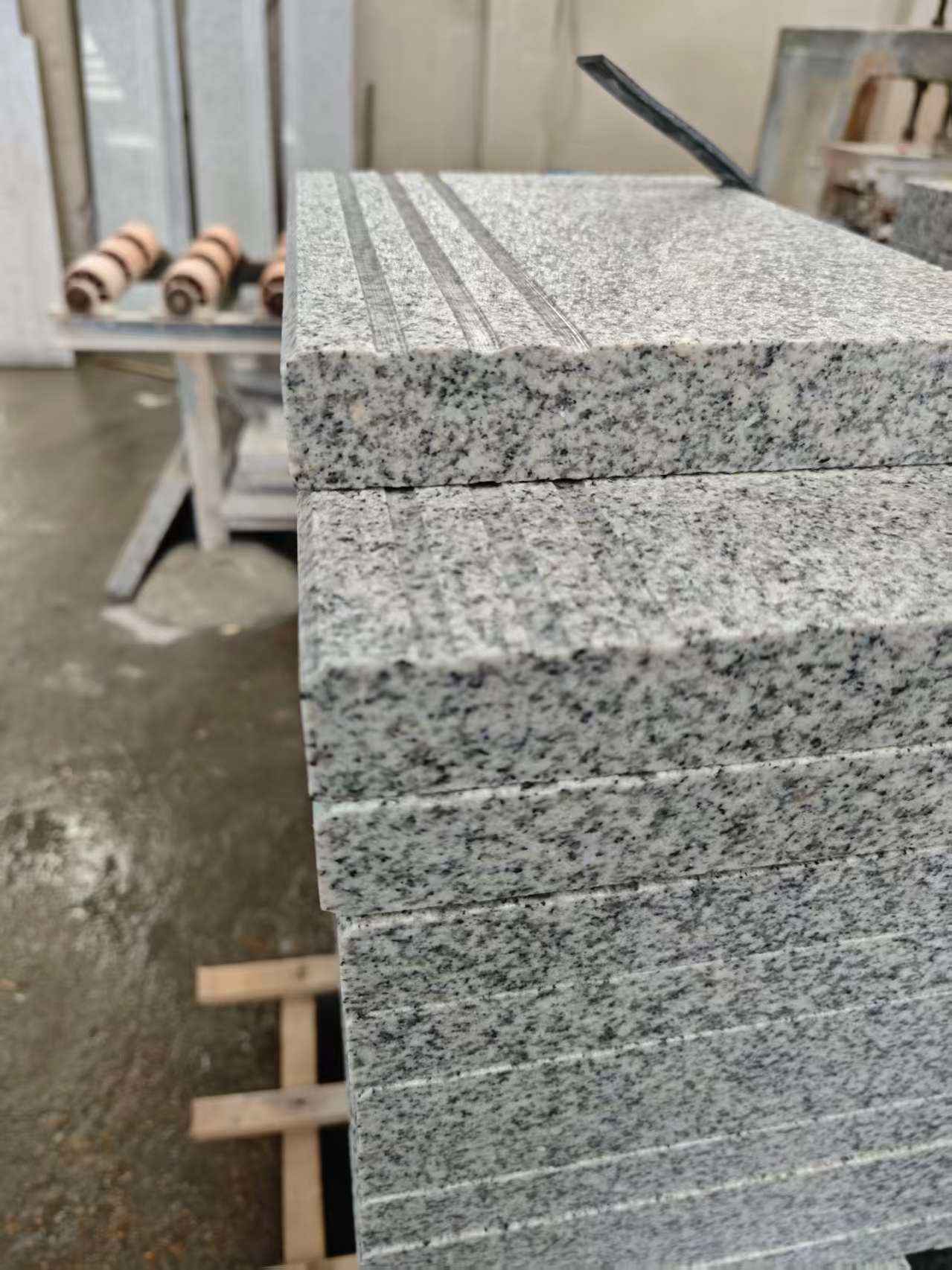 新余芝麻白楼梯踏步